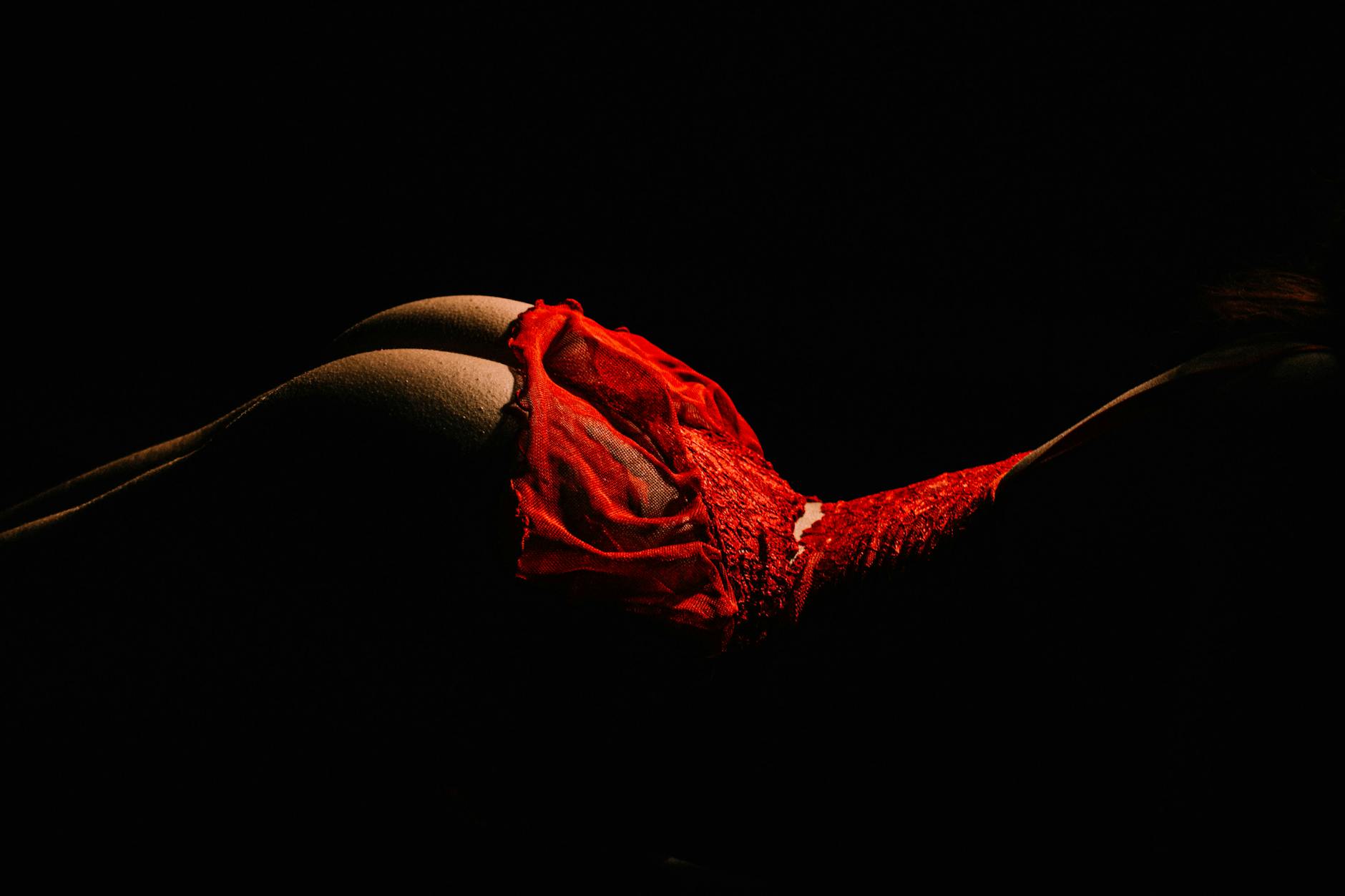 Noite Elegante e Conforto Privativo no FLATPELOTAS III
